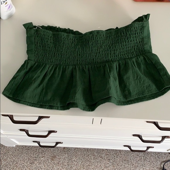 Strapless Ruffle Crop - Picture 2 of 3